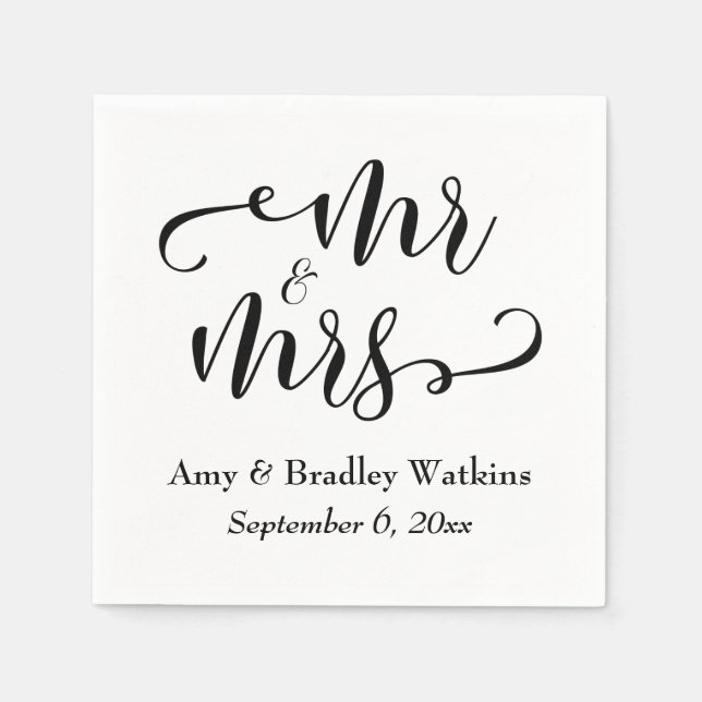 "Mr. and Mrs." Black on White Typografy Wedding Serviette (Vorderseite)
