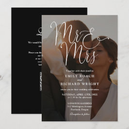 Mr. And Mrs Modern Script QR Code Foto Wedding Einladung