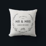 Mr. and Mrs New Zuhause Kissen<br><div class="desc">Herr und Frau neue Zuhause oder neu gezogenes Polster. Handgezeichnete Blumendetails und kleine Hausdetails. Die Hintergrundfarbe kann geändert werden.</div>