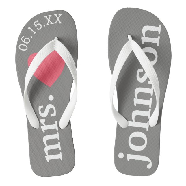 Mr. and Mrs. Personalisiert Honeymoon with Heart Flip Flops (Fußbett)