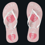 Mr. and Mrs. Personalisiert Honeymoon with Heart Flip Flops<br><div class="desc">Blush Pink - Ein perfektes Design für eine Hochzeit am Strand oder für die Hochzeitsreise. Ändern Sie die Frau zu Herrn,  um ein Koordinierungspaar zu machen.</div>