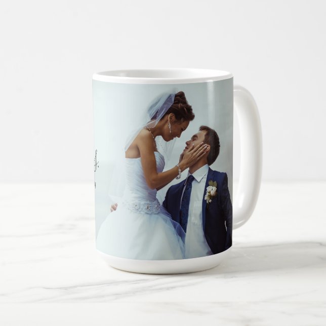 Mr. and Mrs. Script Monogram Wedding Foto Kaffeetasse (VorderseiteRechts)