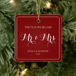 Mr. and Mrs Simple Minimalistisch Red Newlywed Cou Keramikornament