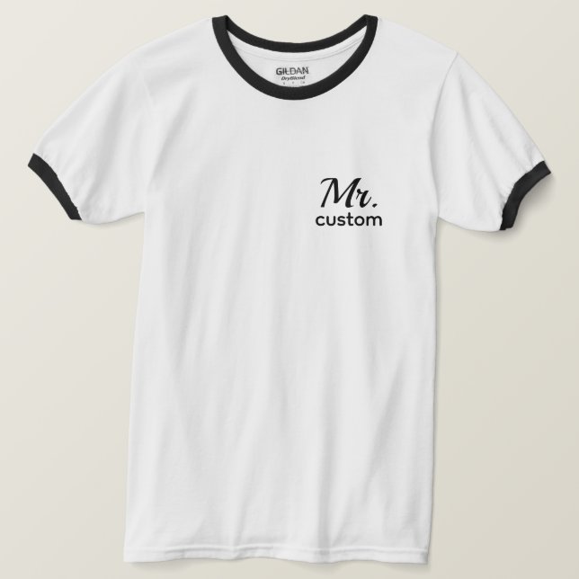 Mr. Custom Name – Personalized Minimalist Men’s  T-Shirt (Design vorne)