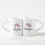 Mr. Her & Mrs. Him Liebestassen<br><div class="desc">Spielerische und lustige neue Namen für Mr. & Mrs., ob neu verheiratet oder langjährig frisch verheiratet.</div>