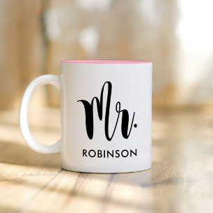 Mr Modern Script Monogram Wedding Zweifarbige Tasse