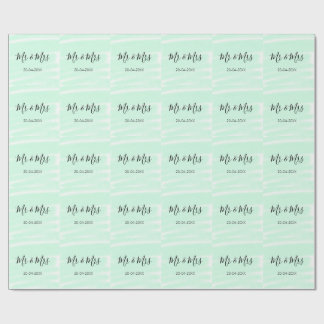 Mr & Mrs add family name date year wedding favor g Geschenkpapier