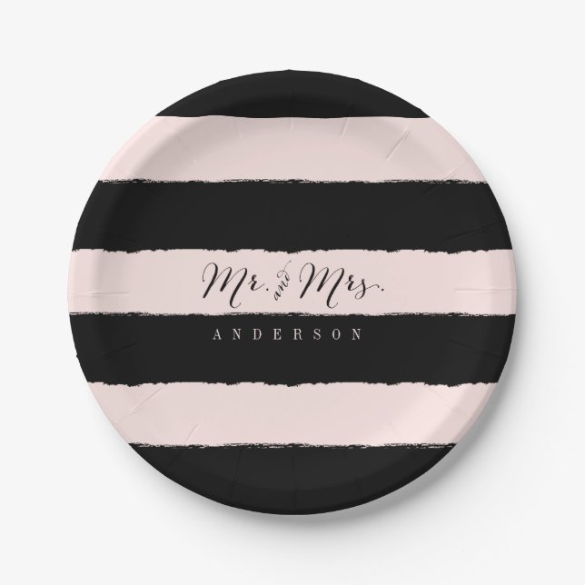 Mr & Mrs. Chic Script Calligraphy Stripes Wedding Pappteller (Vorderseite)