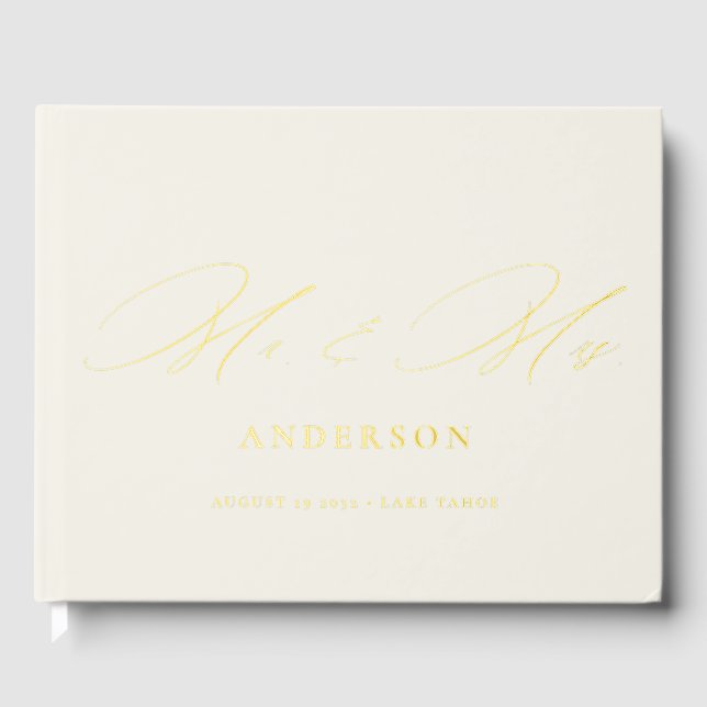 Mr & Mrs. Elegant Calligraphy Cream Foil Wedding Gästebuch (Vorderseite)
