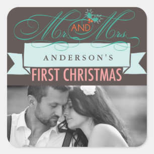 Mr & Mrs. First Christmas Mistletoes Foto Wedding Quadratischer Aufkleber