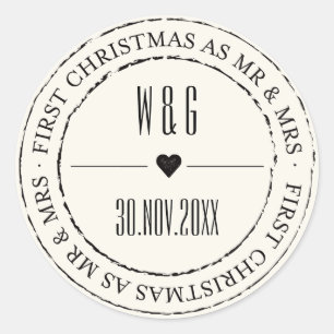 Mr & Mrs. First Christmas Vintag Stamps Circle Runder Aufkleber