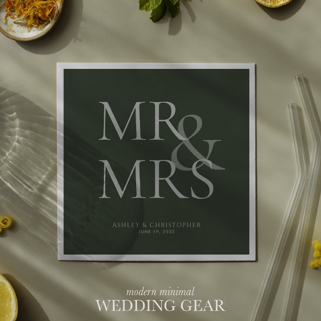 MR&MRS Minimal Typographic Moss Green Cocktail Serviette (Von Creator hochgeladen)