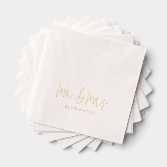 Mr & Mrs Modern Script Individuelle Name Wedding G Servietten Mit Folie (Insitu (Gestapelt))