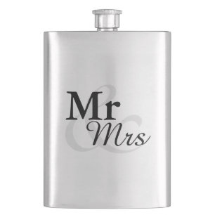 Mr&Mrs Simple Elegant Typografy Gastgeschenk Hochz Flachmann