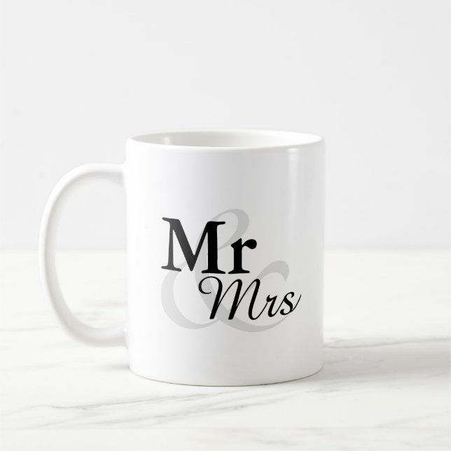 Mr&Mrs Simple Elegant Typografy Gastgeschenk Hochz Kaffeetasse (Links)
