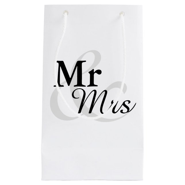 Mr&Mrs Simple Elegant Typografy Wedding Kleine Geschenktüte (Vorderseite)