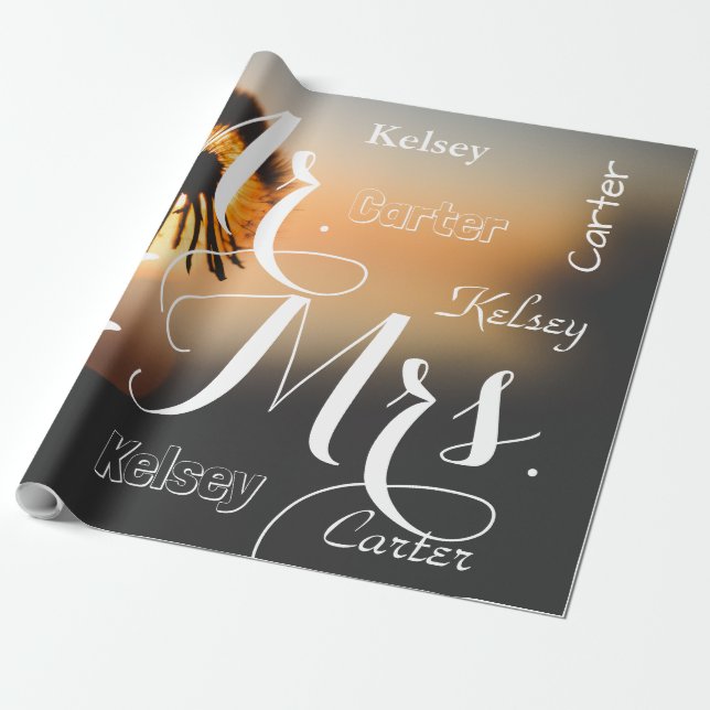 Mr. & Mrs. Summer Scene Personalisierte Namen Geschenkpapier (Ungerollt)