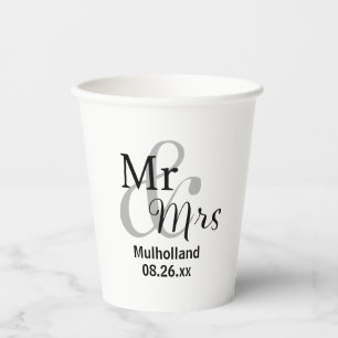Mr. & Mrs. Wedding Date mit Bride & Groom Namen Pappbecher