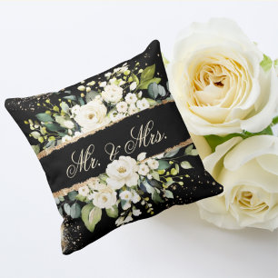 Mr & Mrs White Gold Botanical Floral Black Rustic Kissen