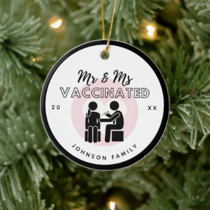 Mr & Ms Vaccated Romantic Drehmoment Family Name Keramik Ornament