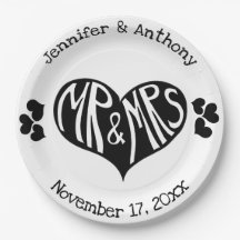 Mr. und Mrs. Black and White Heart Shape Wedding