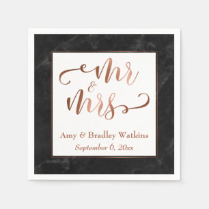 "Mr und Mrs" Faux-Kupfer-Schrift auf schwarzem Mar Serviette