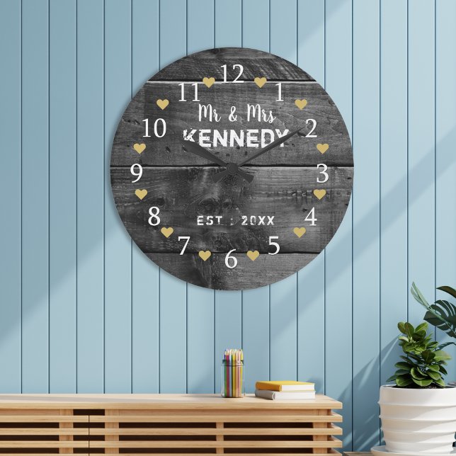 Mr. und Mrs. Wedding Anniversary Rustic Wood Große Wanduhr (Mr And Mrs Wedding Anniversary Rustic Wood Large Clock)