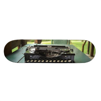 MRMC - Reihe #2 - Adam Renn Olenn Sig. Modell Skateboard