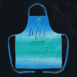 Mrs Beach Ombre Ocean Blue Green Wedding Geschenk Schürze<br><div class="desc">Dieses einfache Stranddesign besticht durch einen schönen Aquarellblau und grünen Hintergrund. Klicken Sie auf die Schaltfläche Anpassen, um den Text flexibler zu gestalten! Variationen dieses Designs sowie der Koordinationsprodukte sind in unserem Shop, zazzle.com/store/doodlelulu, erhältlich. Kontaktieren Sie uns, wenn Sie dieses Design für ein bestimmtes Produkt verwenden möchten, um Ihr eigenes,...</div>