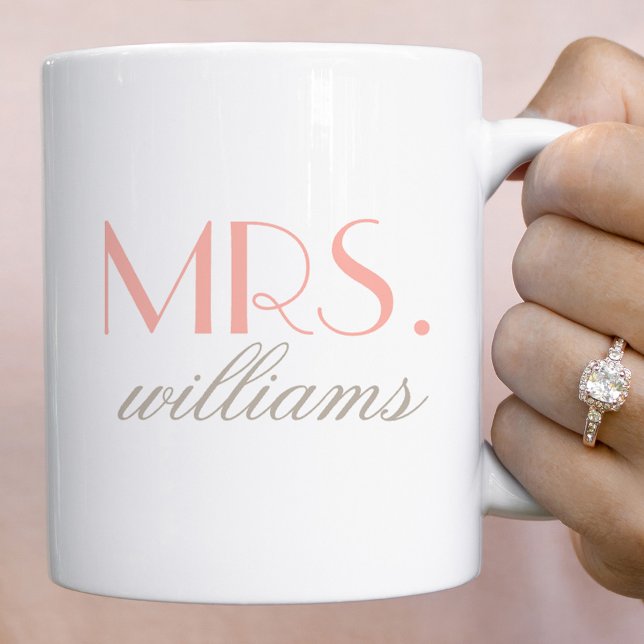 Mrs. Elegant Blush Personalisiert Wedding Monogram Kaffeetasse (Von Creator hochgeladen)