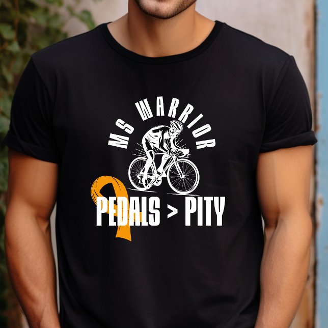 MS-Kriegerin, orangefarbenes Mountainbike, Spoonie T-Shirt (Von Creator hochgeladen)