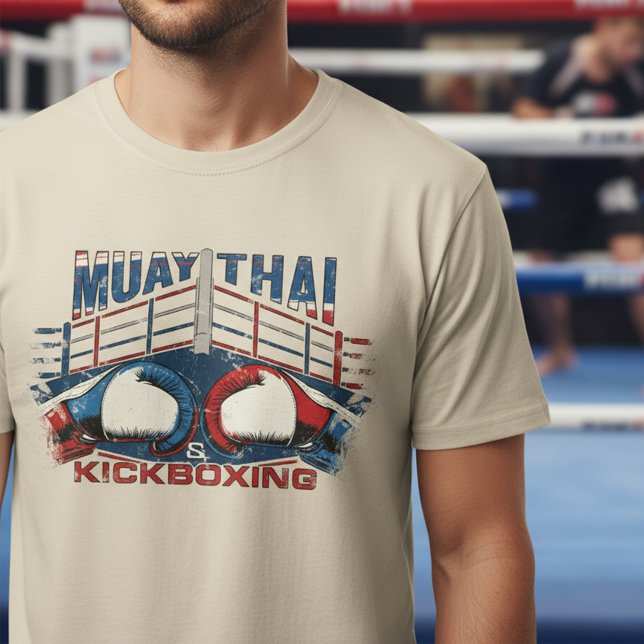 Muay Thai & Kickboxing – Grunge Gloves Design T-Shirt (Von Creator hochgeladen)