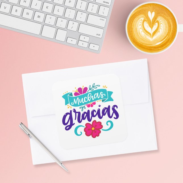 Muchas Gracias, Spanisch und farbenfroh Quadratischer Aufkleber (Von Creator hochgeladen)