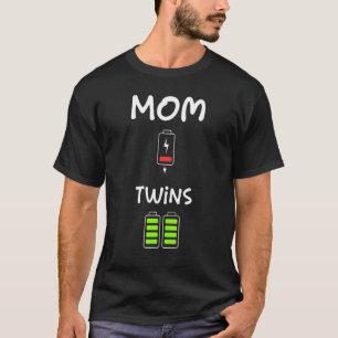 Müde Mama geringe Batterie von zwei Siegen Volllad T-Shirt