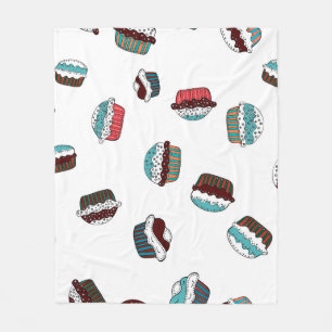 Muffin. Happy Birthday Cupcake Hintergrund in Weiß Fleecedecke