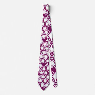 Mulberry and white geometric pattern krawatte