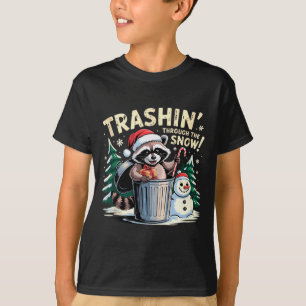 Müll durch den Schnee Weihnachten Lustiger Waschbä T-Shirt