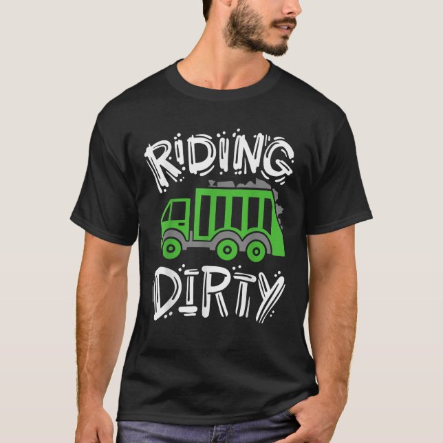 Müllwagen fährt schmutzig T-Shirt (Vorderseite)