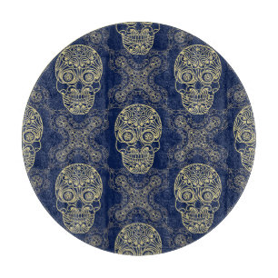 Multicolor-Boho-Totenkopf-Muster. Schneidebrett