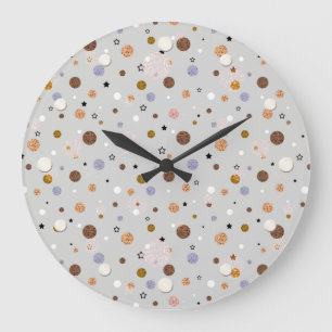 Multicolored polka dots on gray. große wanduhr