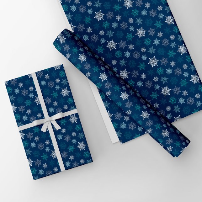 Multicolored snowflake pattern – winter christmas geschenkpapier (Von Creator hochgeladen)