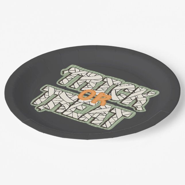 Mummy-Wrap-„Süßes oder Saures“-Papierpartyplatten Pappteller (Schrägansicht)