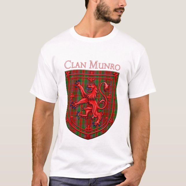 Munro Tartan Scottish Plaid Lion Rampant T-Shirt (Vorderseite)
