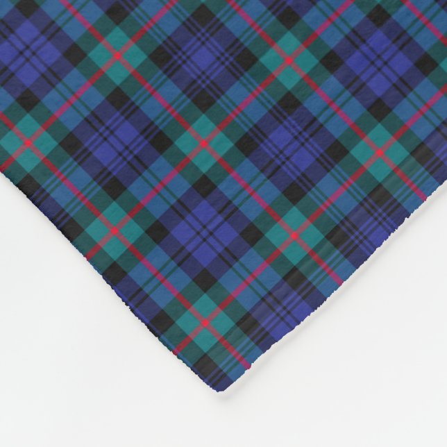 Murray Clan Turquoise und Royal Blue Modern Tartan Fleecedecke (Ecke)