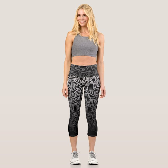 Muschel pattern.04.w Black BG Capri Leggings (Vorderseite)