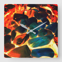 Muschel von Austern auf rotem Vulkangestein oder i