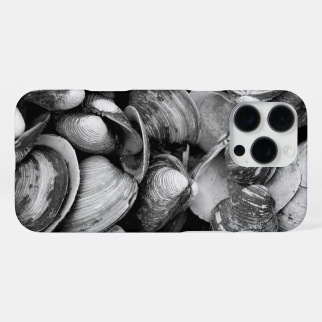 Muscheln im Schlamm iPhone Hülle (Rückseite (Horizontal))