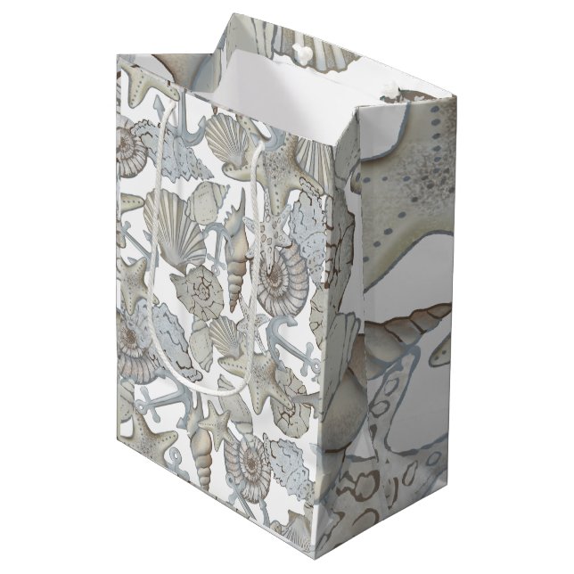 Muscheln und Schiffsanker Schatzsuchen Spaß Mittlere Geschenktüte (Vorderseite Schrägansicht)