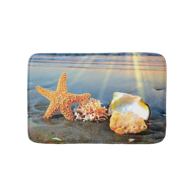 Muscheln und Seestern am Strand Badematte (Vorderseite)