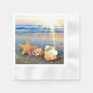Muscheln und Seestern am Strand Serviette